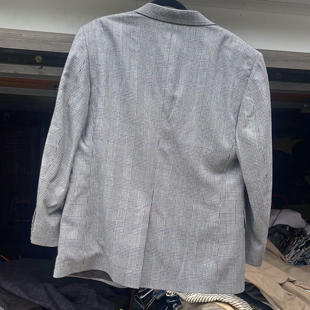 Jacket - Picture 4 of 4